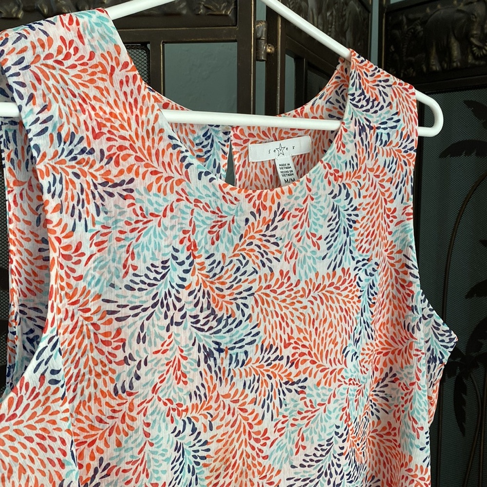 NWOT Summer tunic top medium Fever